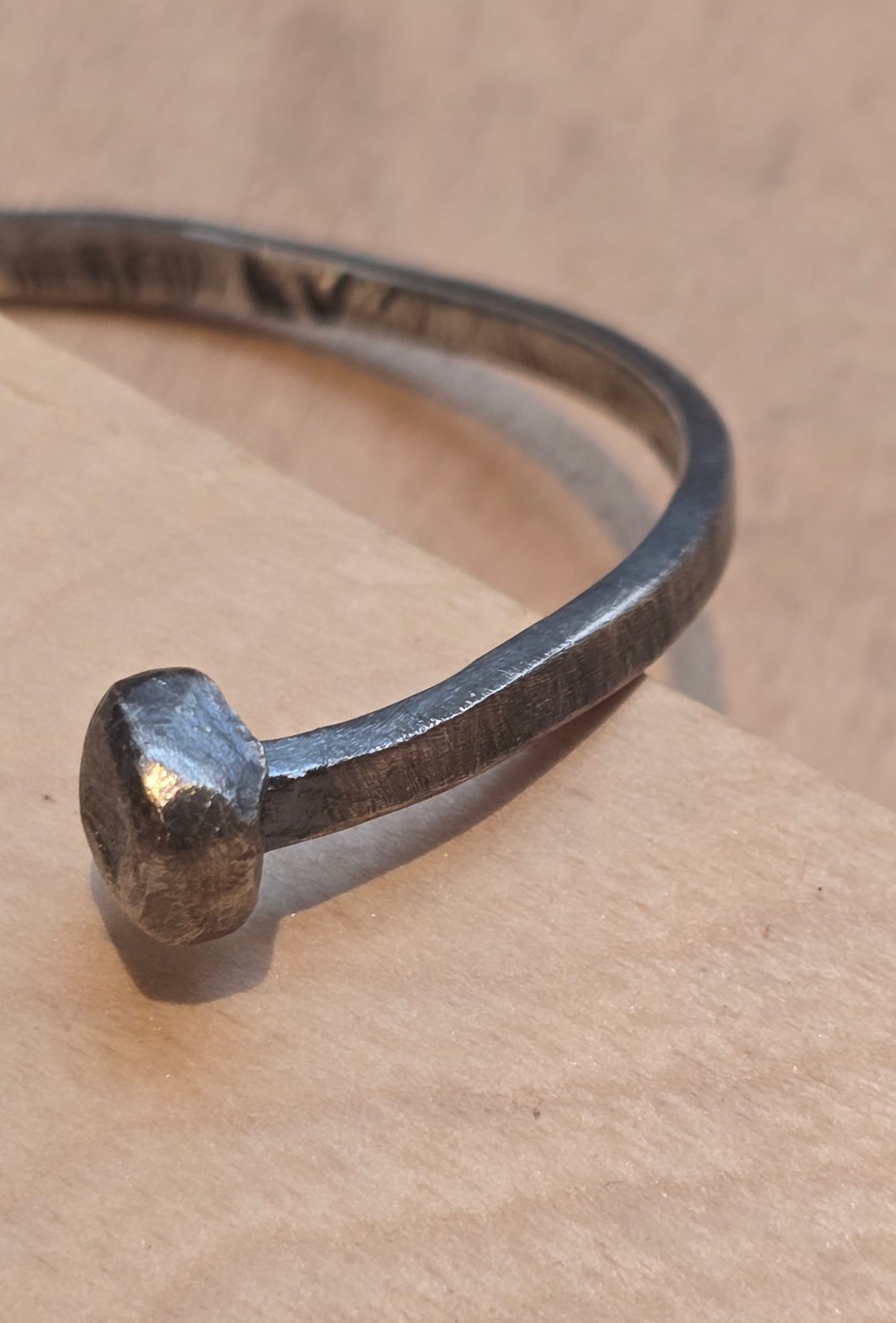 Pulseira Basalt