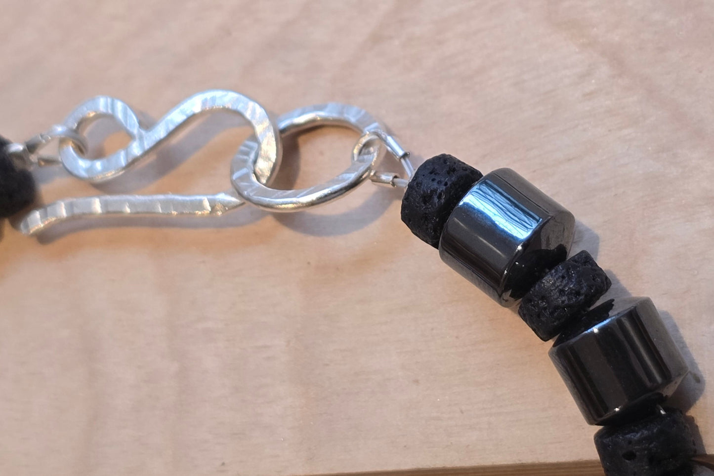 Pulseira Hematite e Lava
